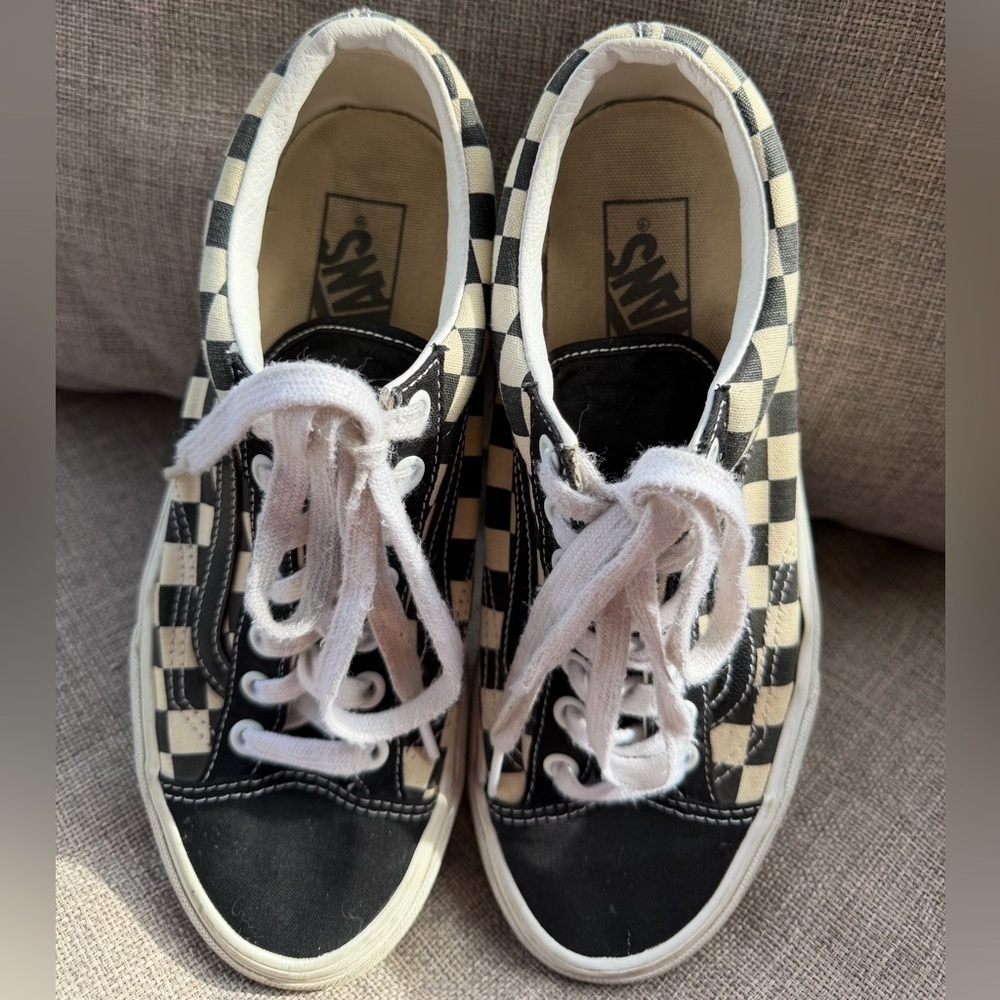 Vans Old Skool Checkerboard Black and Cream Sneakers - Picture 3 of 4